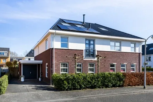 Twee-onder-één-kap te koop: Egeïsche Zee 2B, De Bron-Zuid Amersfoort