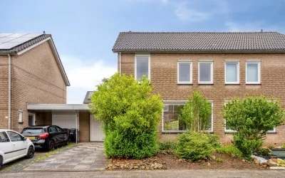 Tussenwoning te koop: Eglantier 44, De Hemelder Brunssum