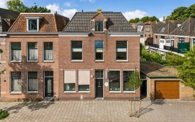 Appartement te huur: Egmonderstraat 11A, Nassaukwartier en Hout Alkmaar