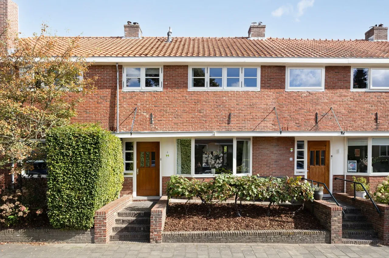Tussenwoning te koop: Egmondstraat 8, Velp (Ge)