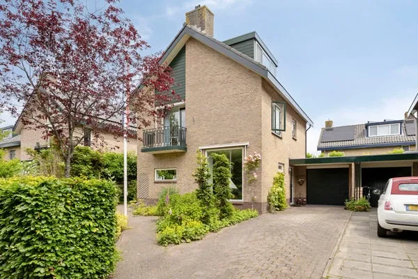 Twee-onder-één-kap te koop: Eiberlaan 20, Hoevelaken-Overhorst Hoevelaken