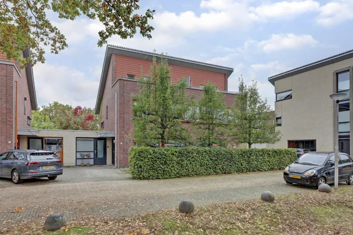 Koopwoning: Eikebladvlinder 11 in Enschede - €515.000 - 150m²