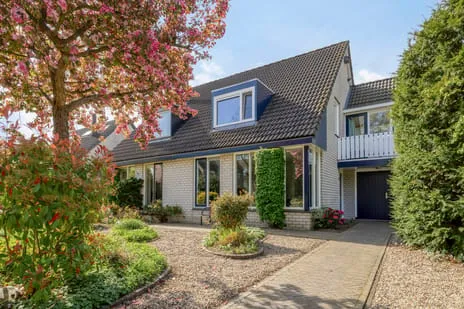 Twee-onder-één-kap te koop: Eikendreef 30, Malden-Oost Malden
