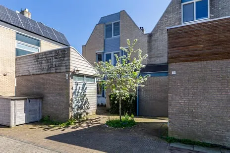 Hoekwoning te koop: Eikenduinen 9, Koningshof Pijnacker