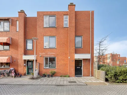 Hoekwoning te koop: Eikenhof 36, Bleyenburg De Lier