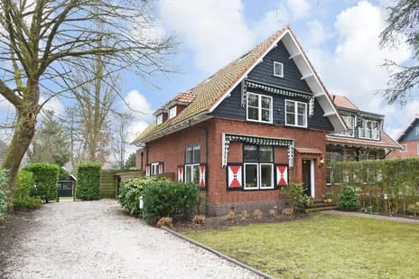 Twee-onder-één-kap te huur: Eikenhorstlaan 3, Oud-Clingendaal Wassenaar