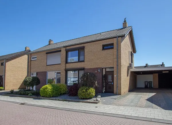Hoekwoning te koop: Eikenlaan 14, Kern Neer Neer