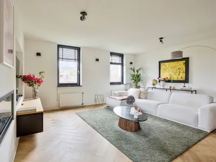 Appartement te koop: Eikenlaan 21, Starrenburg Voorschoten