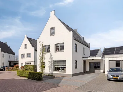 Vrijstaande woning te koop: Eikenlaan 3, Ooltgensplaat woonkern Ooltgensplaat