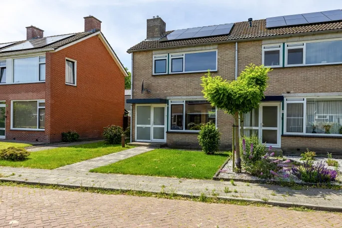 Hoekwoning te koop: Eikenlaan 9, Meeden Meeden
