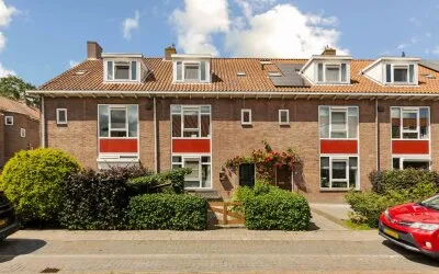 Tussenwoning te koop: Eikenrodelaan 69, Randwijck Oost Amstelveen