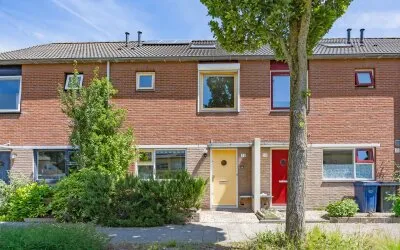 Tussenwoning te koop: Eikenstraat 52, Parkwijk Noordwest Almere