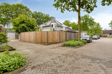 Tussenwoning te koop: Eikenwal 205, Hoeven Uden