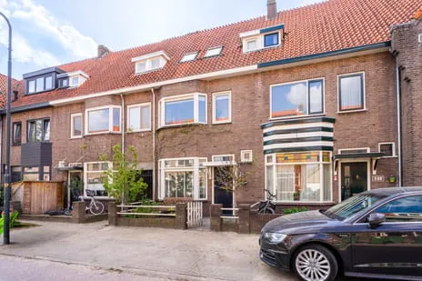 Tussenwoning te koop: Eikstraat 19, Tuinzigt Breda