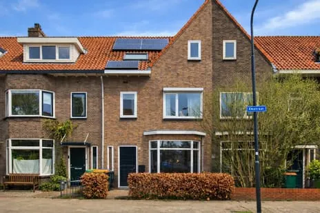 Tussenwoning te koop: Eikstraat 30, Breda