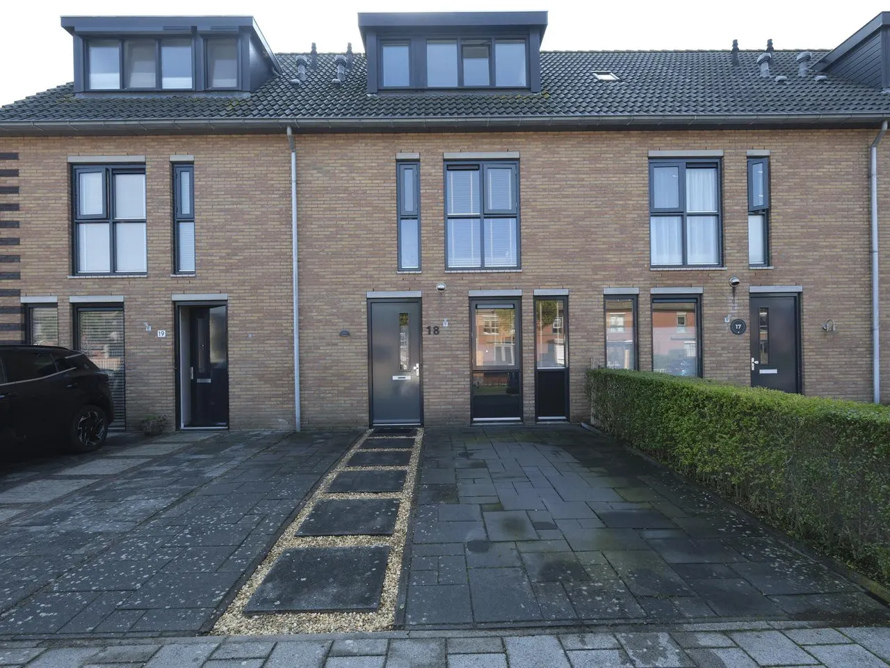 Tussenwoning te koop: Eiland van Surya 18, Heerhugowaard