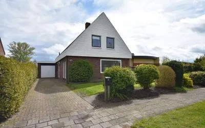 Hoekwoning te koop: Eilânsgrien 43, Earnewâld