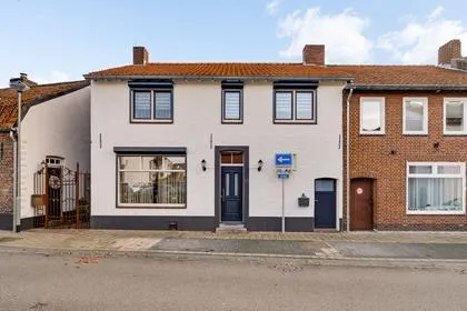 Hoekwoning te koop: Eind 14, Thorn
