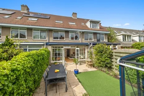 Tussenwoning te koop: Einddorpstraat 41, Voorburg Oud zuid Voorburg