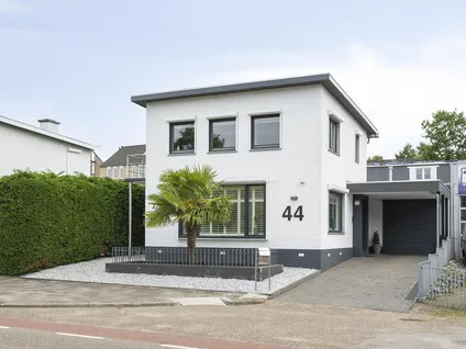 Semi-detached for sale: Einderstraat 44, Nieuw-Einde Heerlen