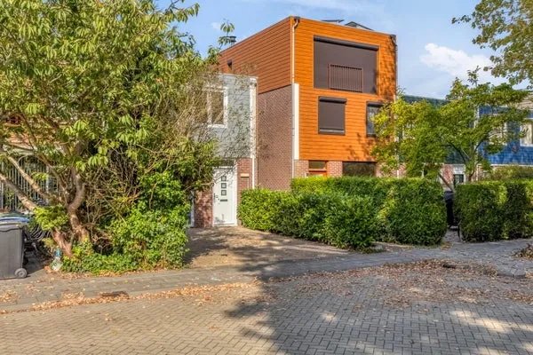 Koopwoning: Eindhovenstraat 31 in Almere - €360.000 - 98m²