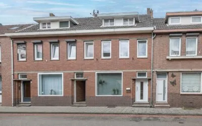Tussenwoning te koop: Eindstraat 35, Schinveld Schinveld