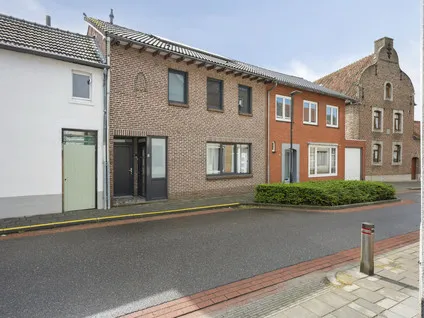 Tussenwoning te koop: Eindstraat 8, Schinveld Schinveld