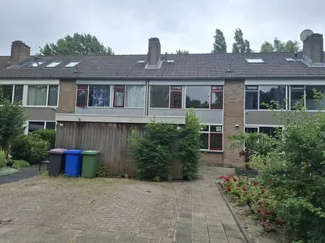 Terraced house for sale: Eisenhowerlaan 12, Vrijheidsbuurt Delft