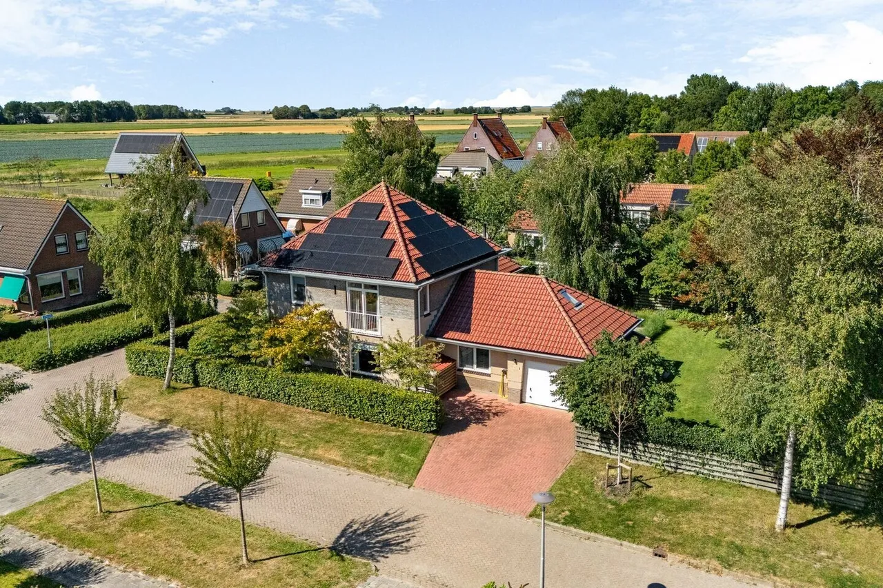 Vrijstaande woning te koop: Ekersein 1, Hijum