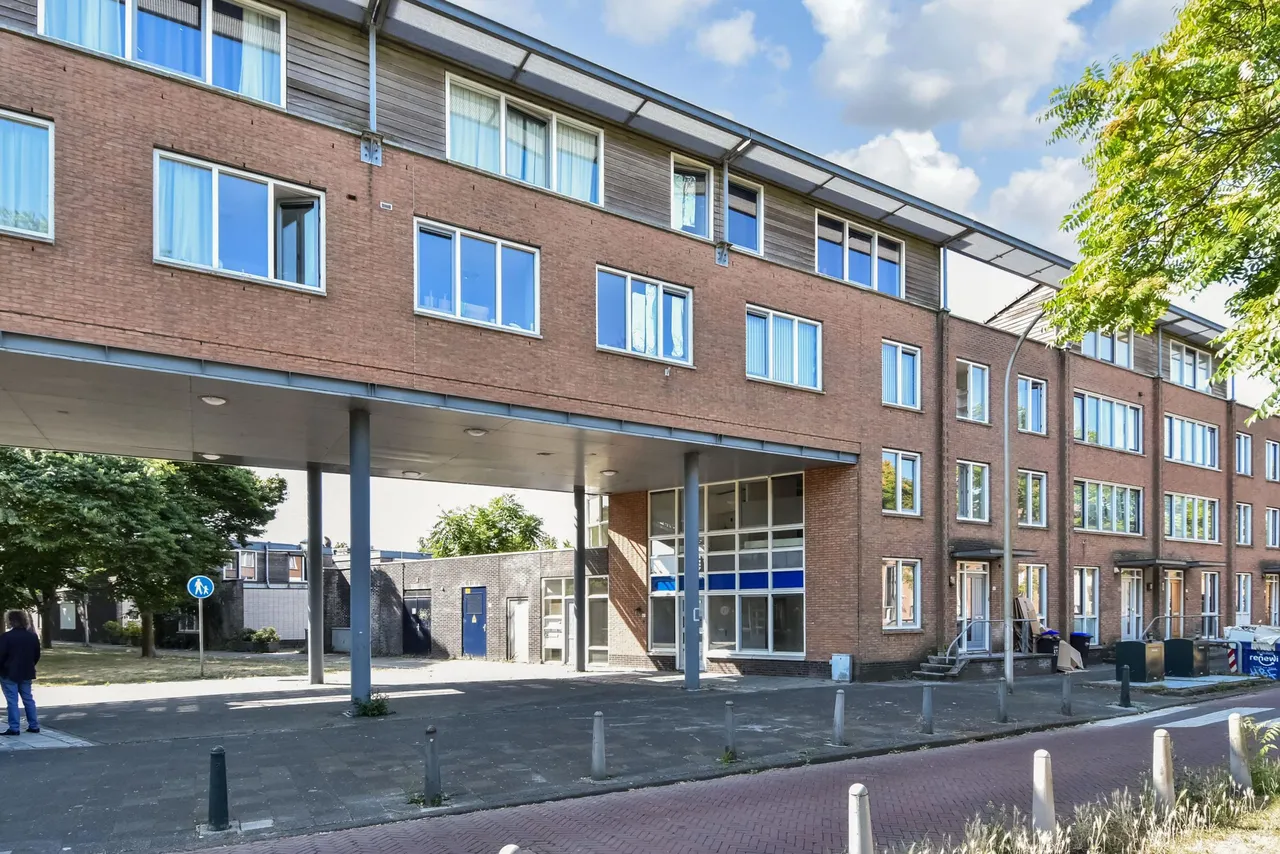 Studio te koop: Eksterhof 47, 'S-Gravenhage