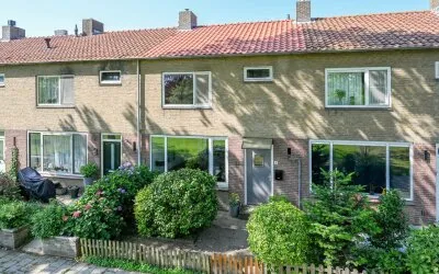 Tussenwoning te koop: Eksterlaan 6, Splegelpolder Nederhorst Den Berg