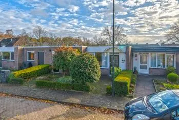 Tussenwoning te koop: Elandlaan 1B, Waalre