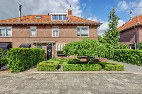 Twee-onder-één-kap te koop: Electrostraat 4A, Slikkerveer Ridderkerk