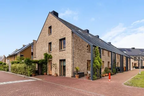 Hoekwoning te koop: Elf Morgen 9, Smitsweg Dordrecht