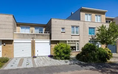 Tussenwoning te koop: Elisabeth Vijlbriefstraat 12, Bastionbuurt Velserbroek
