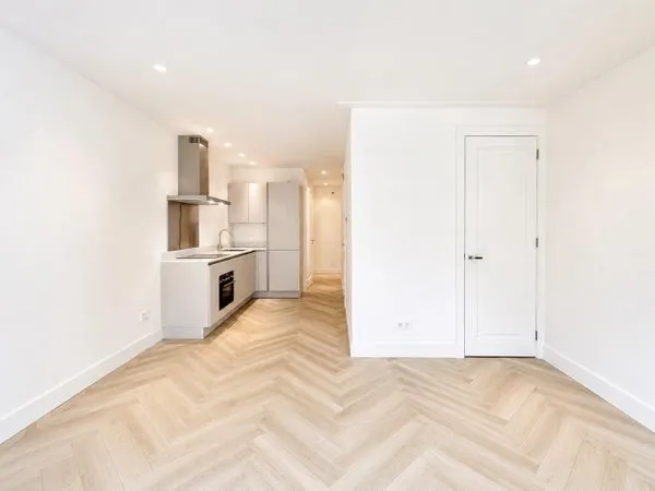 Home for rent: Elisabeth Wolffstraat, Bellamybuurt-Noord Amsterdam