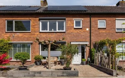 Tussenwoning te koop: Elisabeth de Walélaan 10, Ankeveense Rade Ankeveen