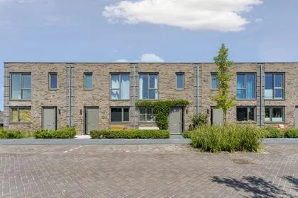 Tussenwoning te koop: Elizabeth Anscombestraat 17, Oosterwold Zuid Almere