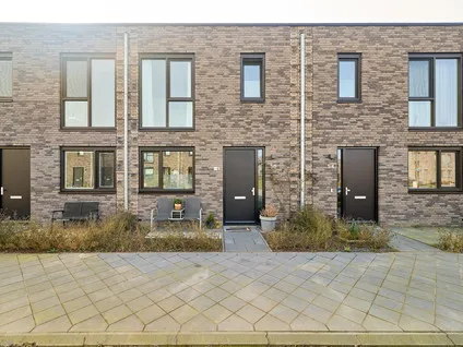 Tussenwoning te koop: Elizabeth Anscombestraat 56, Oosterwold Zuid Almere