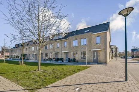 Hoekwoning te koop: Ellen van Langenpad 2, Harga Schiedam