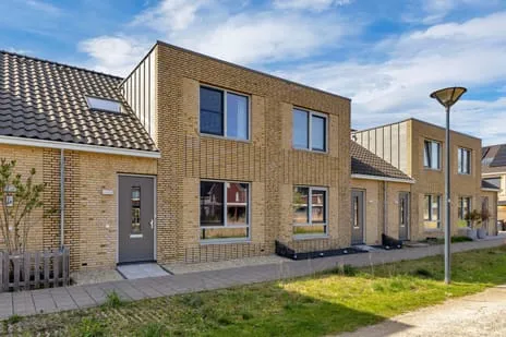 Tussenwoning te koop: Ellen van Langenpad 28, Harga Schiedam