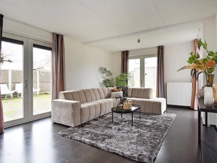 Twee-onder-één-kap te koop: Ellertsveldlaan 99, 'S-Gravenhage