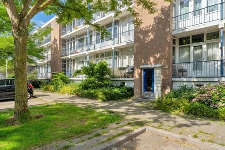 Apartment for sale: Ellewoutsdijkstraat 179, Pendrecht Rotterdam
