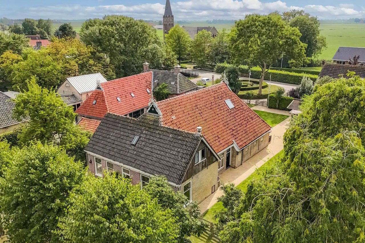 Vrijstaande woning te koop: Elshoutbuurt 5, Lollum