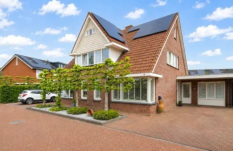 Twee-onder-één-kap te koop: Elstar 12, Verspreide huizen Buren Buren (Ge)