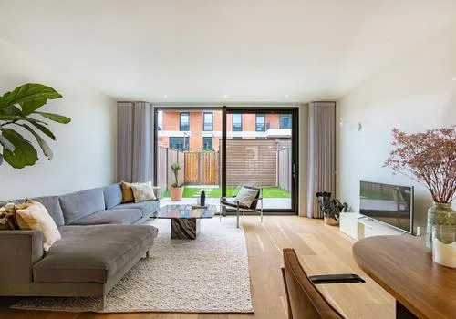 Tussenwoning te koop: Elstarstraat 69, De Bongerd Amsterdam