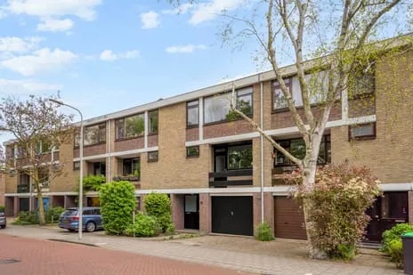 Tussenwoning te koop: Elviraland 43, Landen 'S-Gravenhage