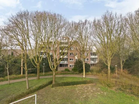 Appartement te koop: Elzekrulzoom 59, Alphen Aan Den Rijn