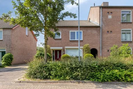 Corner house for sale: Elzengaard 2, Bomen Goirle