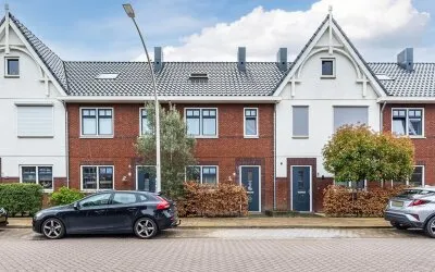 Tussenwoning te koop: Elzengaarde 21, Volgerlanden-West Hendrik-Ido-Ambacht